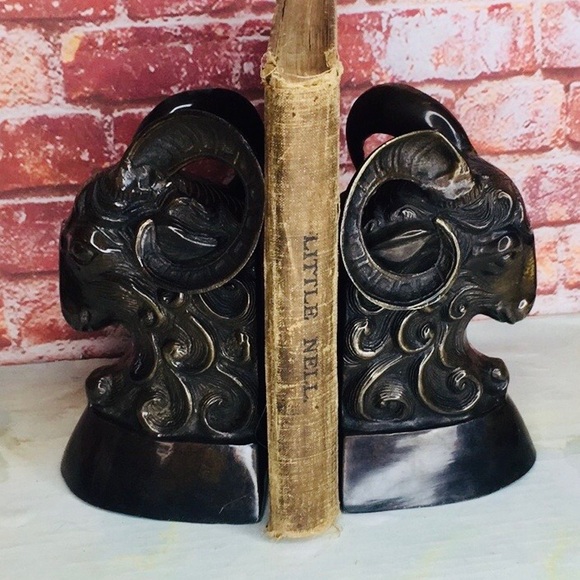 Vintage Art Deco MCM Solid Brass Ram's Head Bookends - Picture 1 of 14